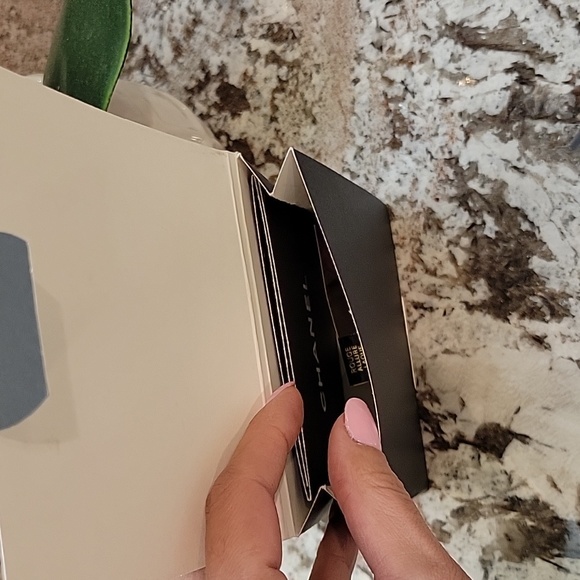 Chanel - Picture 7 of 7